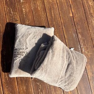 ugg blanket and pillow set